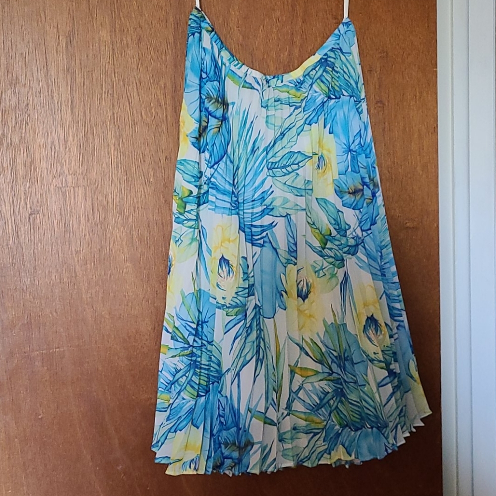 Pleaded skirt